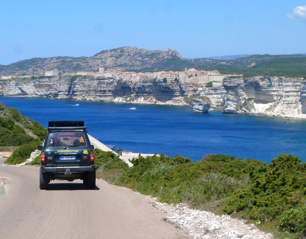 Les falaises blanches de Bonifacio